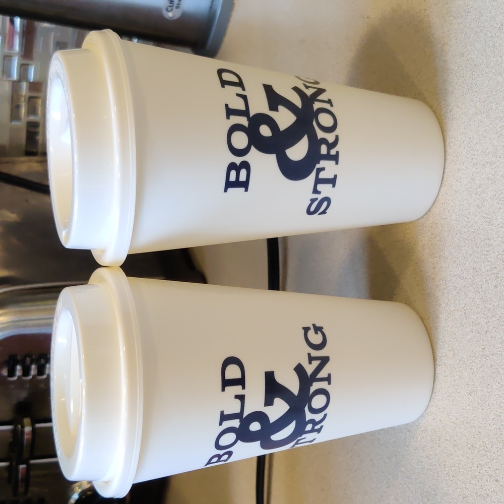 Travel coffee cups